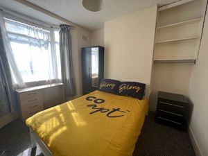 Photo 16- click for photo gallery